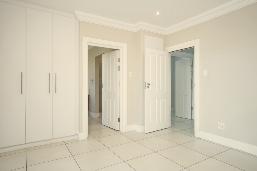 5 Bedroom Property for Sale in Blue Horizon Bay Eastern Cape